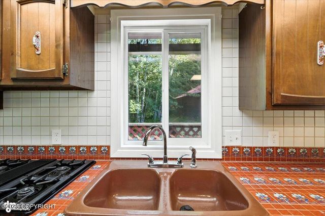 1301 S Felton Street, Palmer, AK 99645