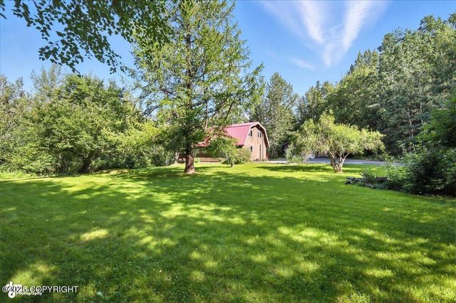 1301 S Felton Street, Palmer, AK 99645