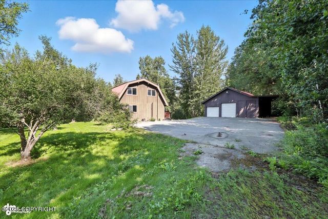 1301 S Felton Street, Palmer, AK 99645