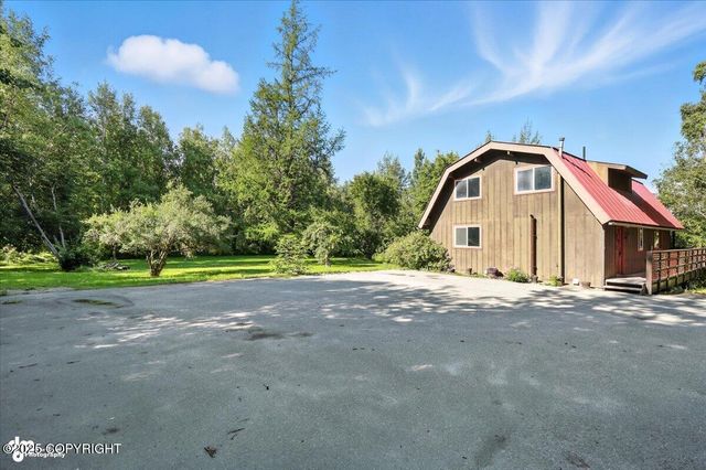 1301 S Felton Street, Palmer, AK 99645