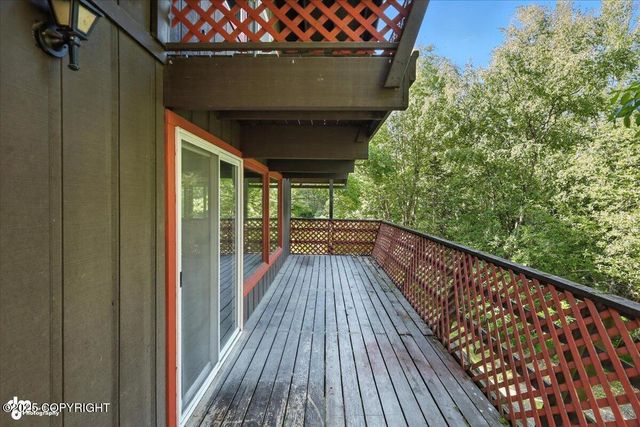 1301 S Felton Street, Palmer, AK 99645