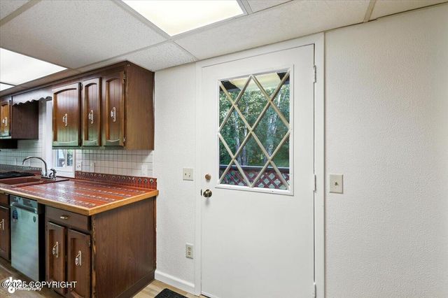 1301 S Felton Street, Palmer, AK 99645