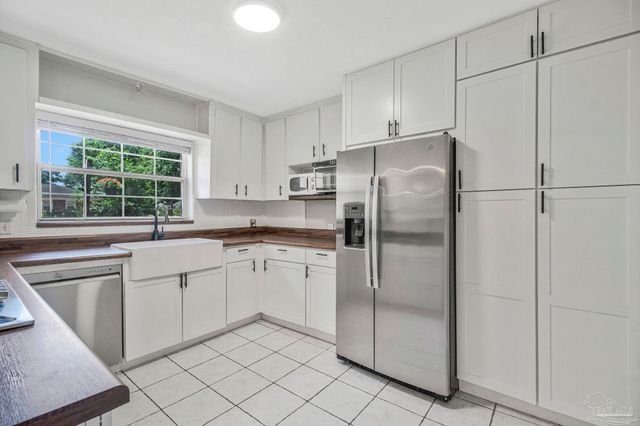 1701 Anderson St, Pensacola, FL 32503