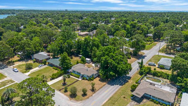 1701 Anderson St, Pensacola, FL 32503