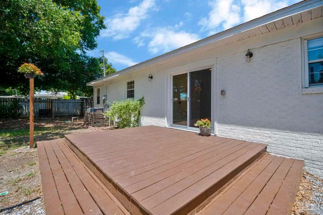 1701 Anderson St, Pensacola, FL 32503