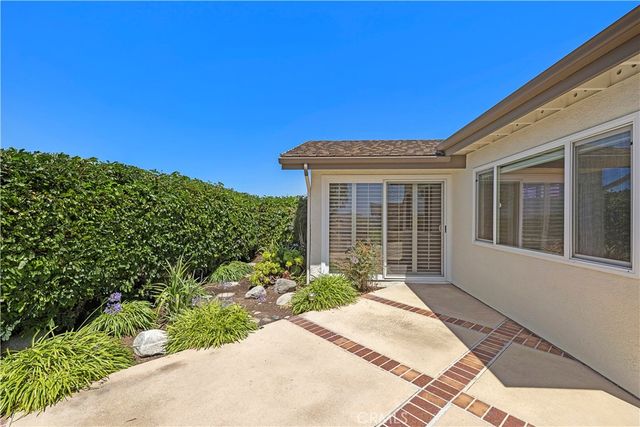 1 Breakwater Drive, Corona Del Mar, CA 92625