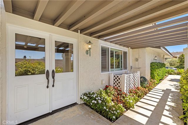 1 Breakwater Drive, Corona Del Mar, CA 92625