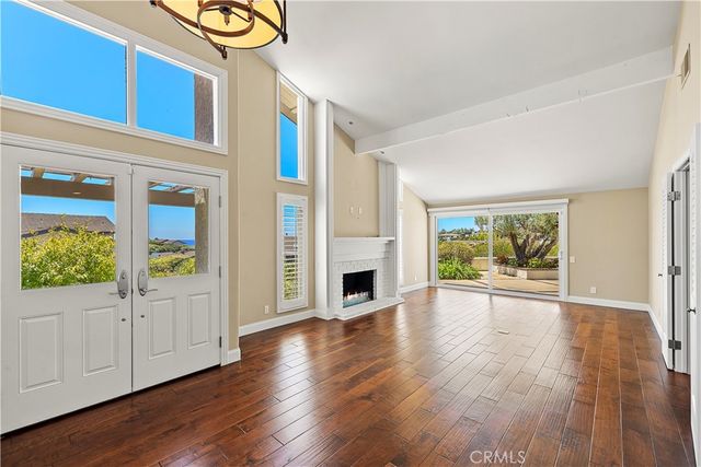 1 Breakwater Drive, Corona Del Mar, CA 92625