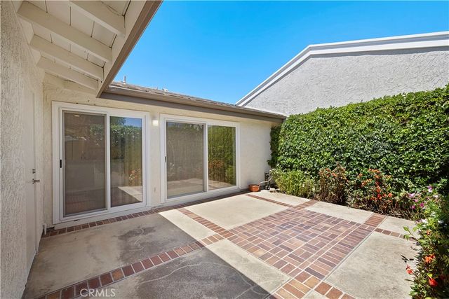 1 Breakwater Drive, Corona Del Mar, CA 92625