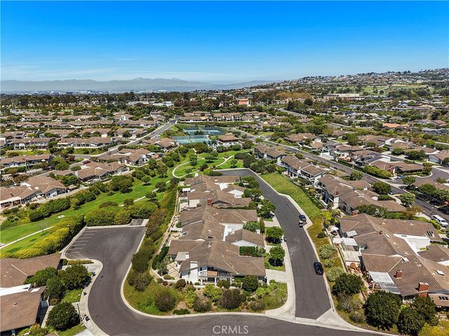 1 Breakwater Drive, Corona Del Mar, CA 92625
