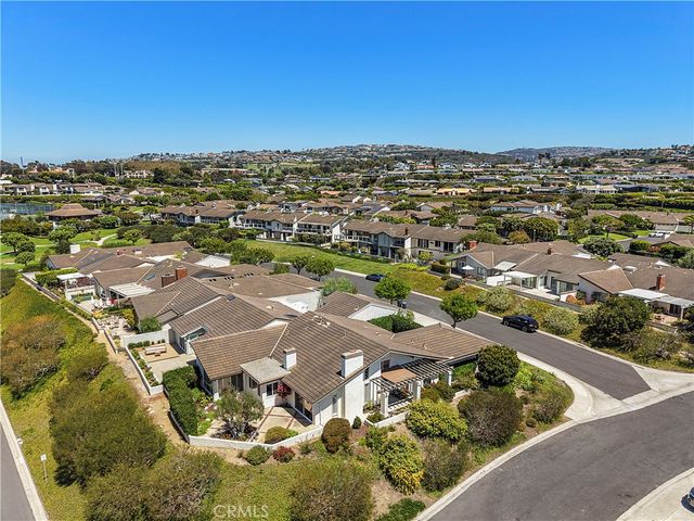 1 Breakwater Drive, Corona Del Mar, CA 92625