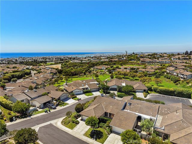 1 Breakwater Drive, Corona Del Mar, CA 92625