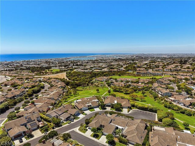 1 Breakwater Drive, Corona Del Mar, CA 92625