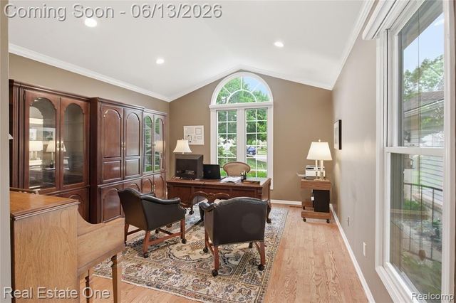 6011 Simsbury Court 12, West Bloomfield, MI 48322