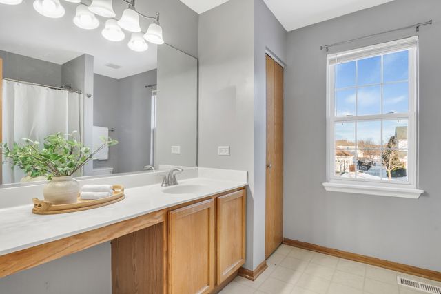 1122 Waverly Drive, Lake Villa, IL 60046