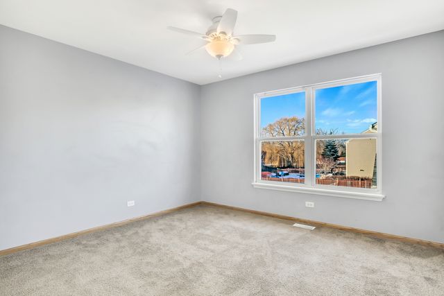 1122 Waverly Drive, Lake Villa, IL 60046