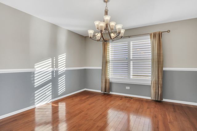 1122 Waverly Drive, Lake Villa, IL 60046