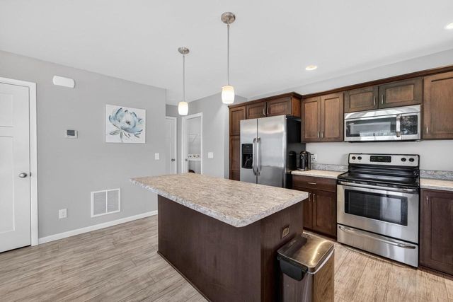 208 Sugar Maple Lane, Verona, WI 53593