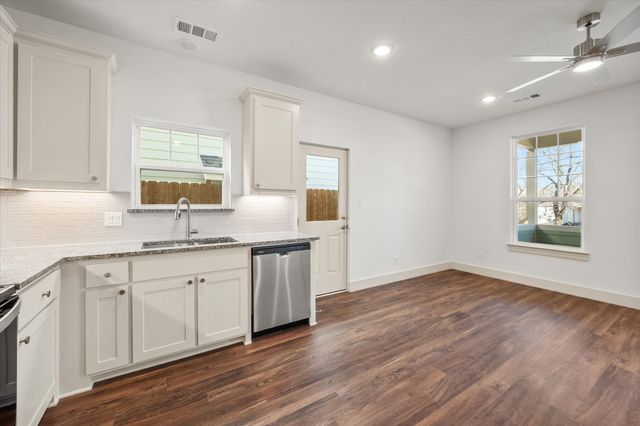 506 E Kimball Street 2, Mansfield, TX 76063