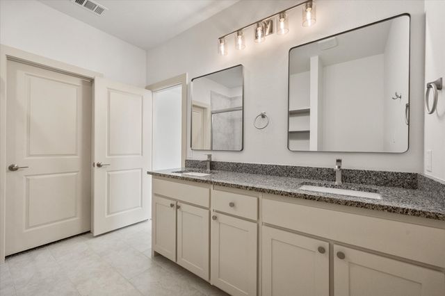 506 E Kimball Street 2, Mansfield, TX 76063