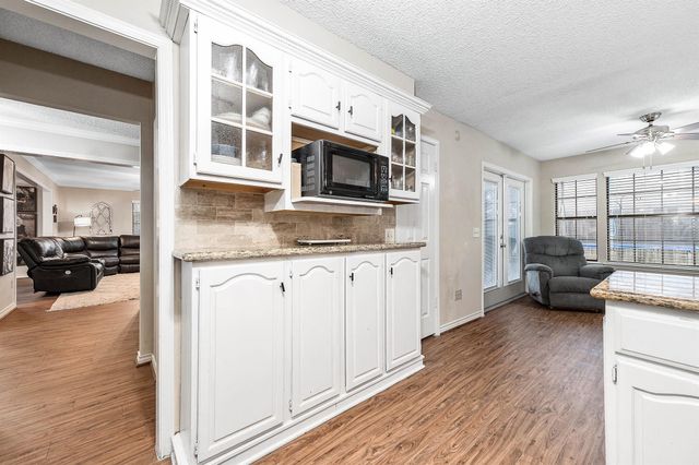 7118 Tonkawa Street, Baytown, TX 77521