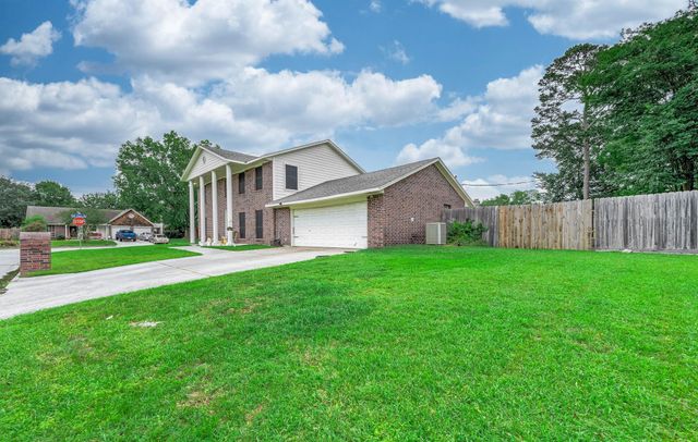 7118 Tonkawa Street, Baytown, TX 77521
