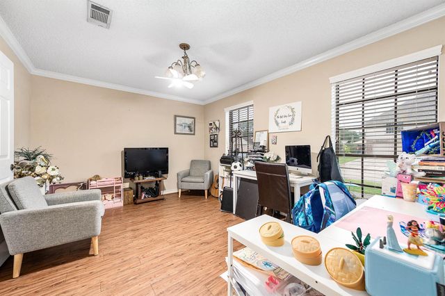 7118 Tonkawa Street, Baytown, TX 77521