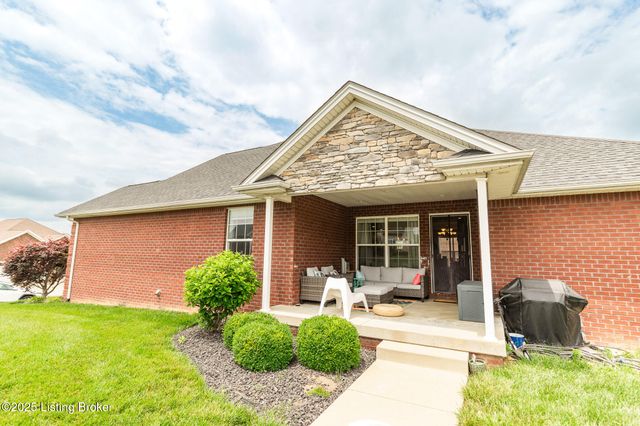 901 Leafland Pl, Elizabethtown, KY 42701