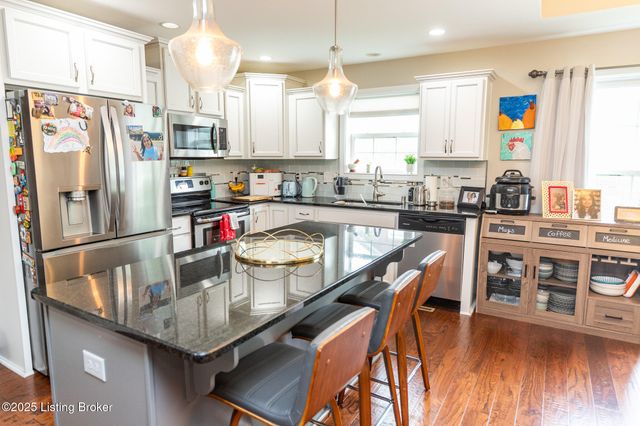 901 Leafland Pl, Elizabethtown, KY 42701