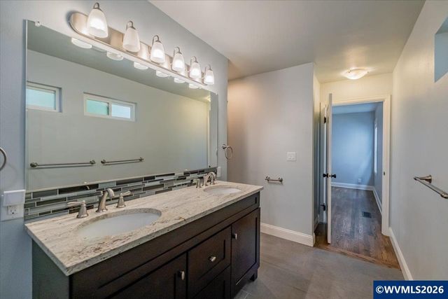 295 Myers St S, Salem, OR 97302