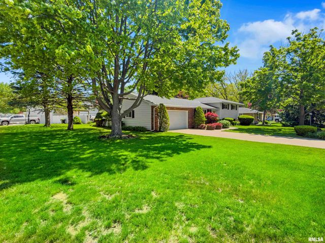 1312 W TREELINE Court, Dunlap, IL 61525
