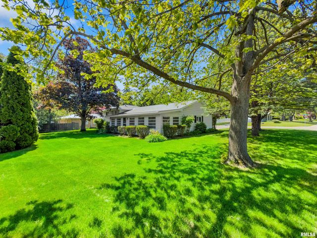 1312 W TREELINE Court, Dunlap, IL 61525