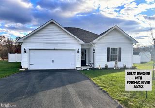 90 RAPPAHANNOCK RUN, Falling Waters, WV 25419