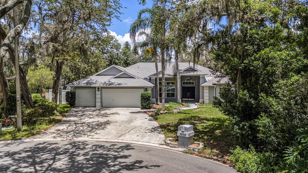 3904 EXECUTIVE CIRCLE, Plant City, FL 33566
