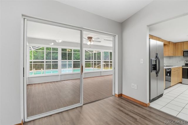 4179 S Winding Oaks Drive, Homosassa, FL 34446