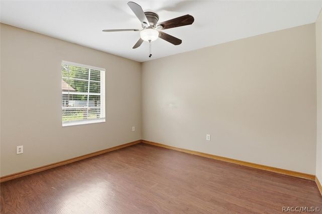 4179 S Winding Oaks Drive, Homosassa, FL 34446
