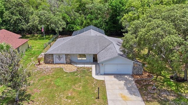4179 S Winding Oaks Drive, Homosassa, FL 34446
