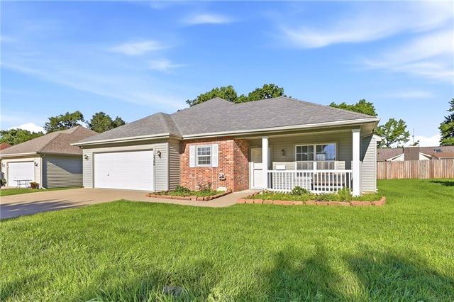 2306 N 114th Terrace, Kansas City, KS 66109