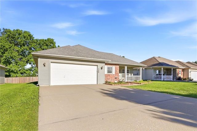 2306 N 114th Terrace, Kansas City, KS 66109