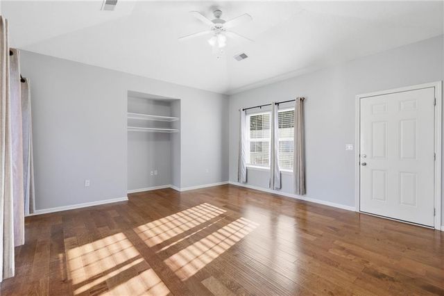 2306 N 114th Terrace, Kansas City, KS 66109