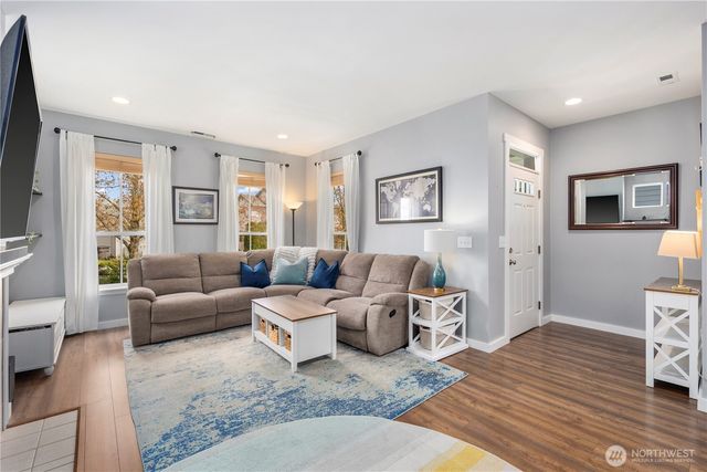 7823 Ingram Lane SE, Snoqualmie, WA 98065