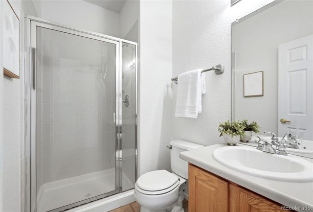 24725 E Gunnison Drive, Aurora, CO 80018