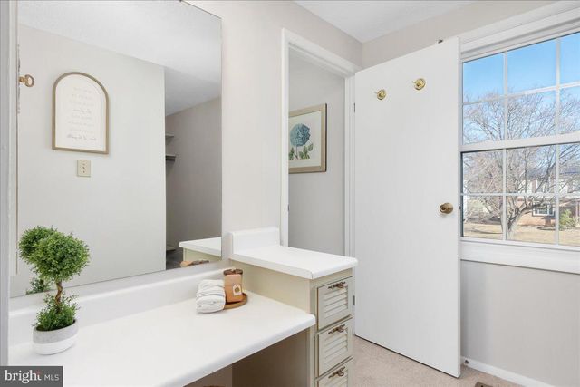 16504 SIOUX LN, Gaithersburg, MD 20878