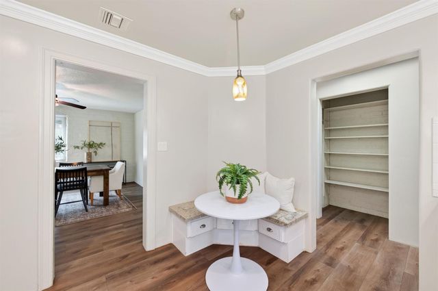 420 E Pontiac Way, Fresno, CA 93704