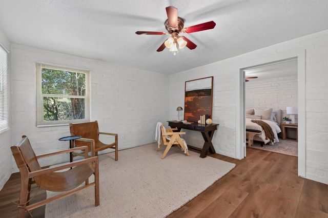 420 E Pontiac Way, Fresno, CA 93704