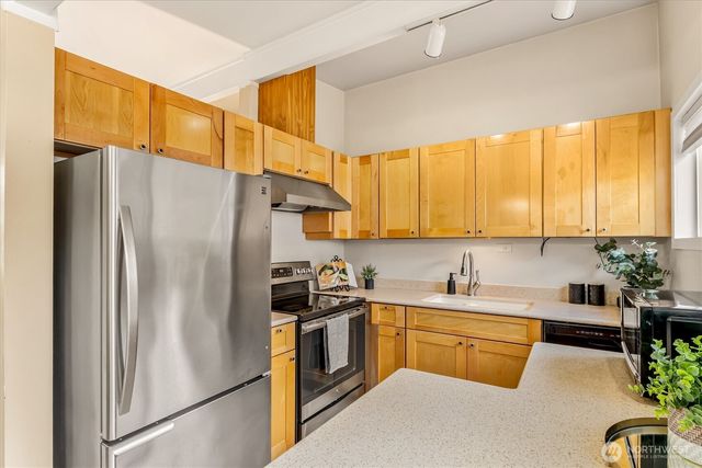 3953 153rd Avenue SE, Bellevue, WA 98006