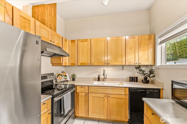 3953 153rd Avenue SE, Bellevue, WA 98006