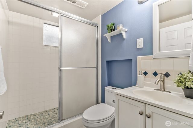 3953 153rd Avenue SE, Bellevue, WA 98006