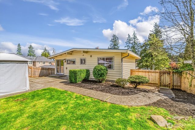 3953 153rd Avenue SE, Bellevue, WA 98006