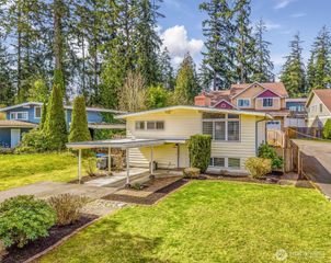3953 153rd Avenue SE, Bellevue, WA 98006